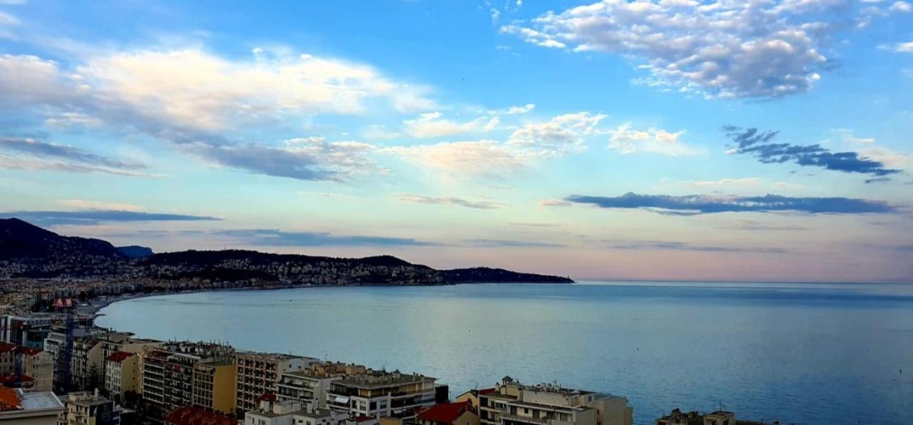 Sea View Apartment Ницца Экстерьер фото
