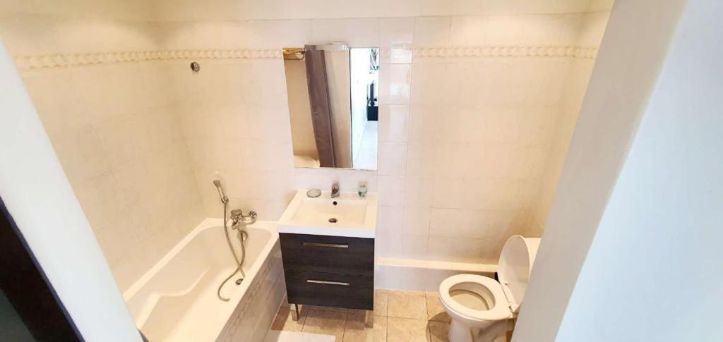Sea View Apartment Ницца Экстерьер фото