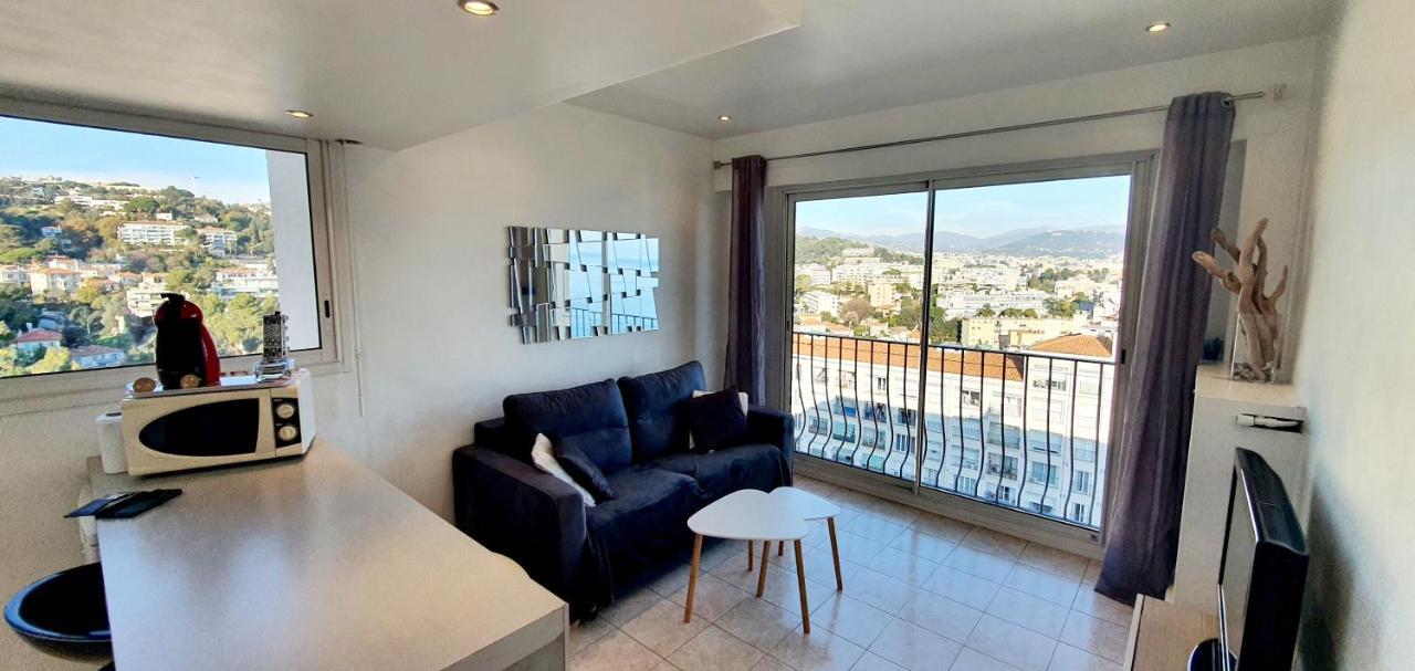 Sea View Apartment Ницца Экстерьер фото